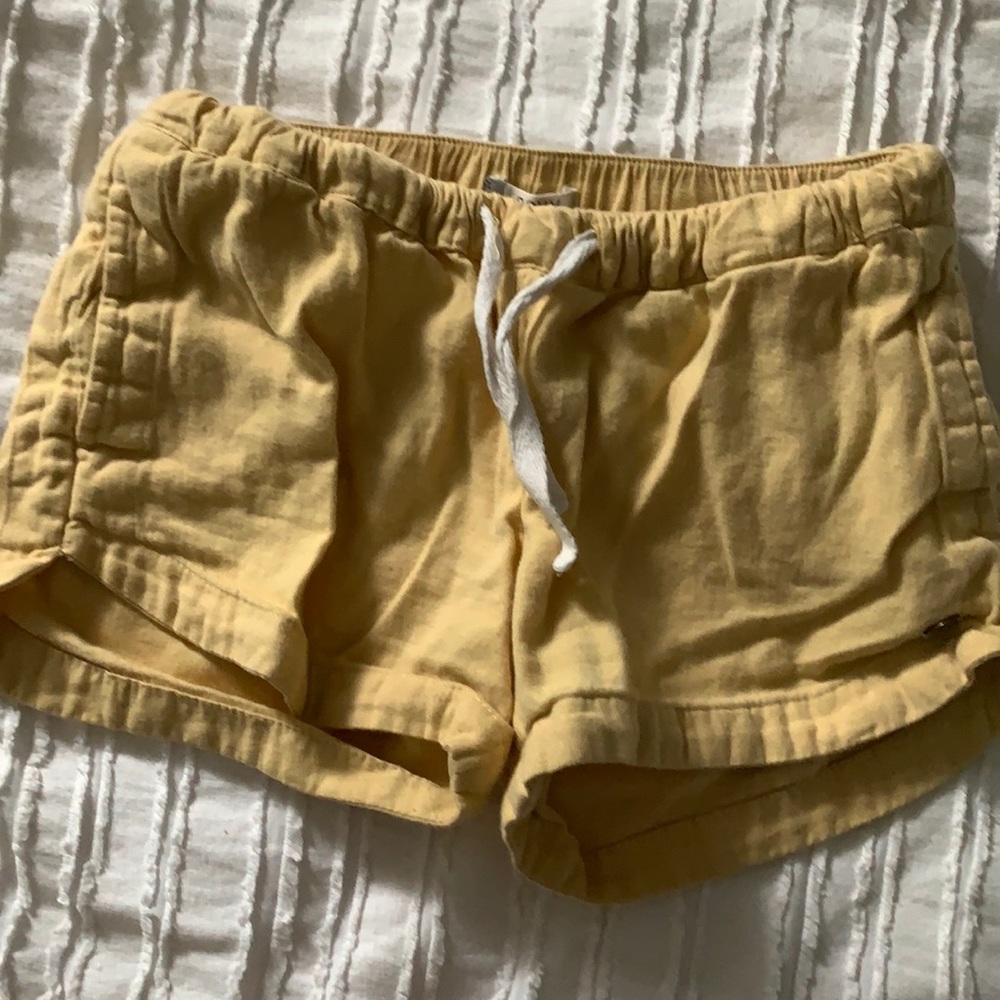 roxy yellow shorts